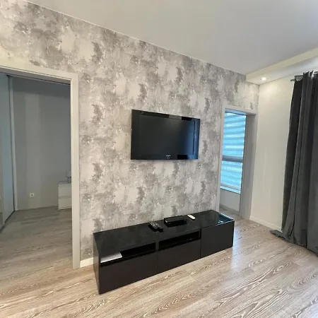 Apartment Wola Warschau